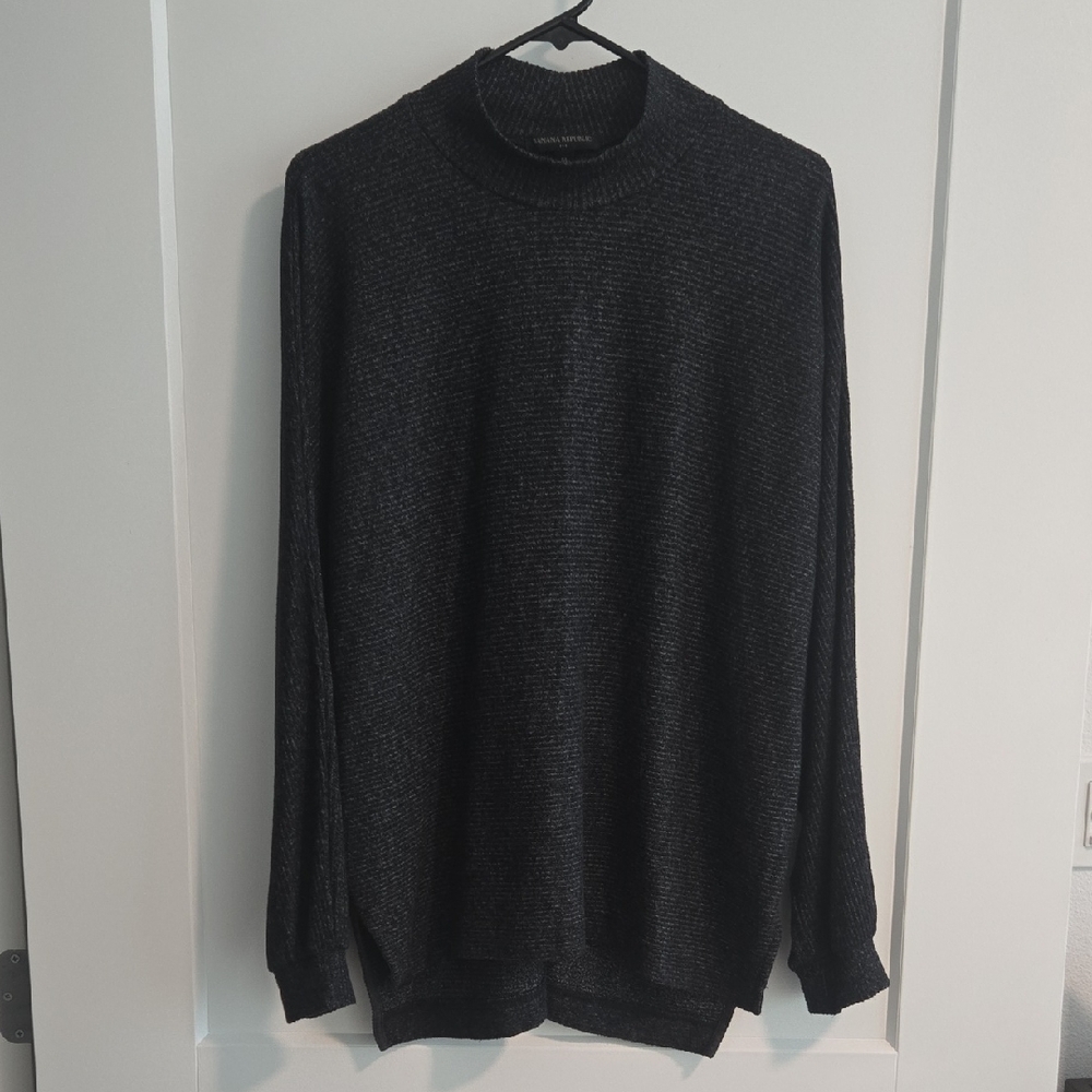 Banana Republic Women's Black Heather Mock Turtleneck Relaxed Fit Sweater